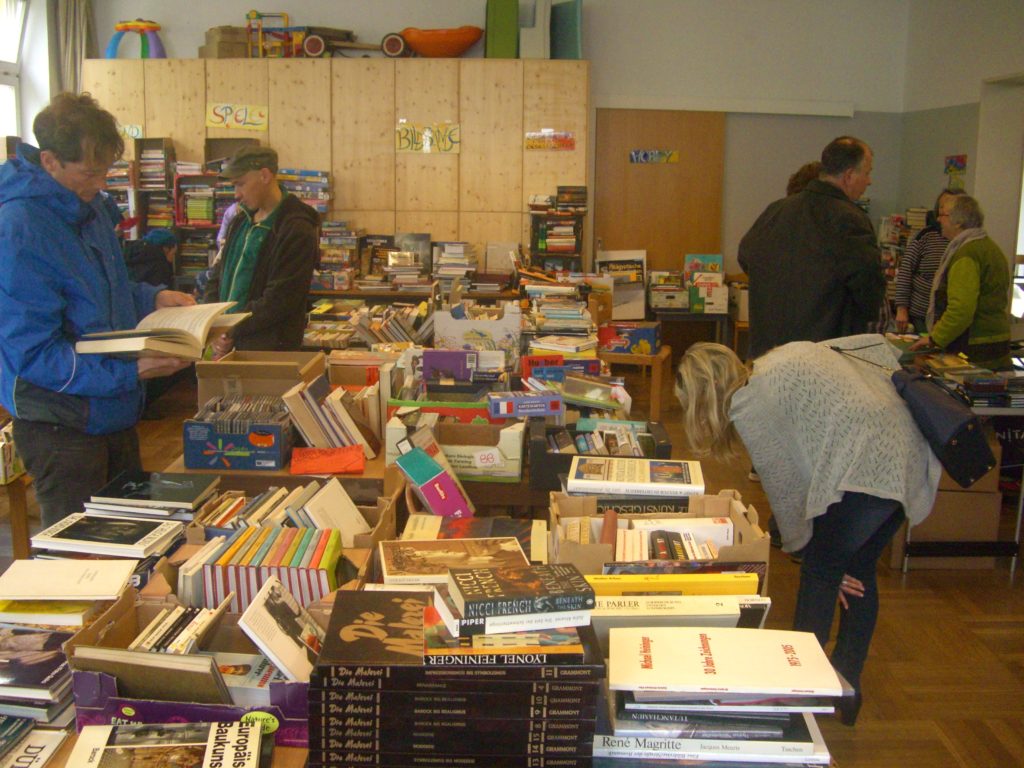 Büchermarkt beim EKP